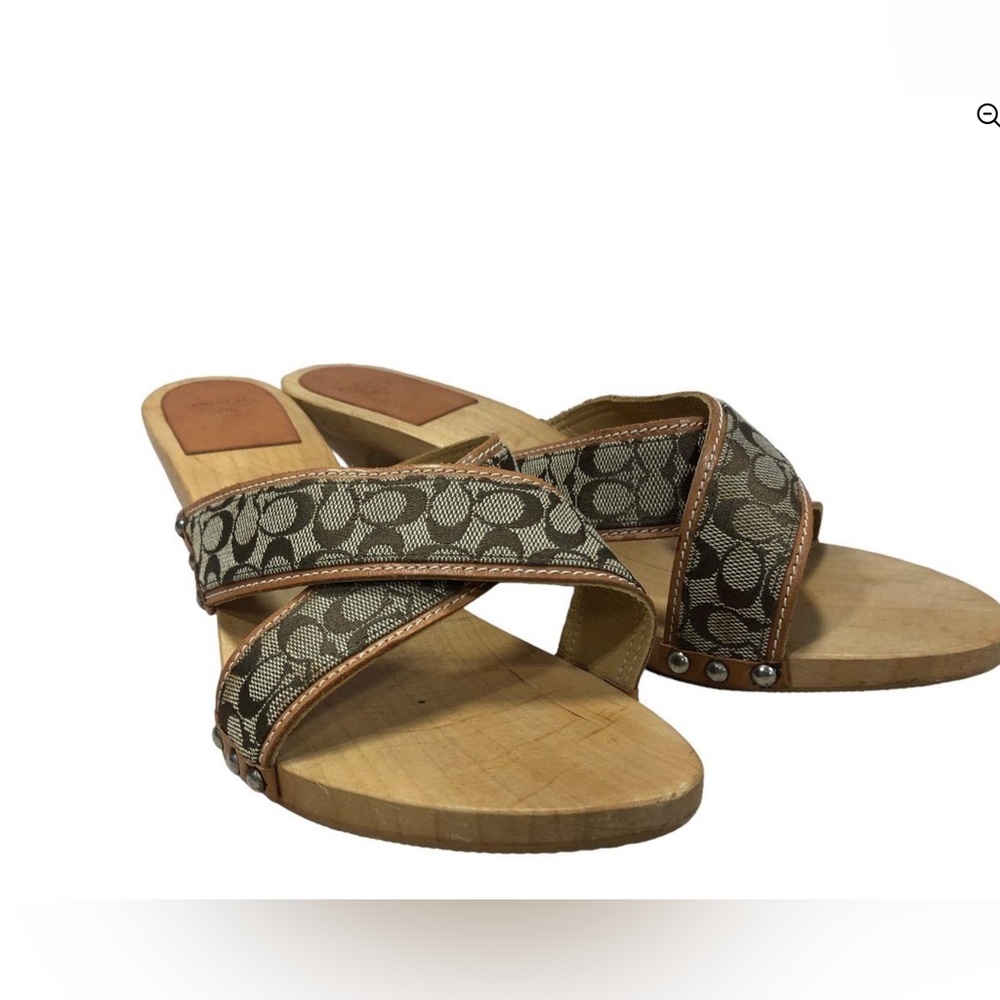 Women's Coach Sharon Tan/brown Wooden Double Strap With Kitten Heels Size 10B